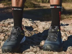 Chaussettes Pro Racing V4.0 Trail Black / Red | Compressport