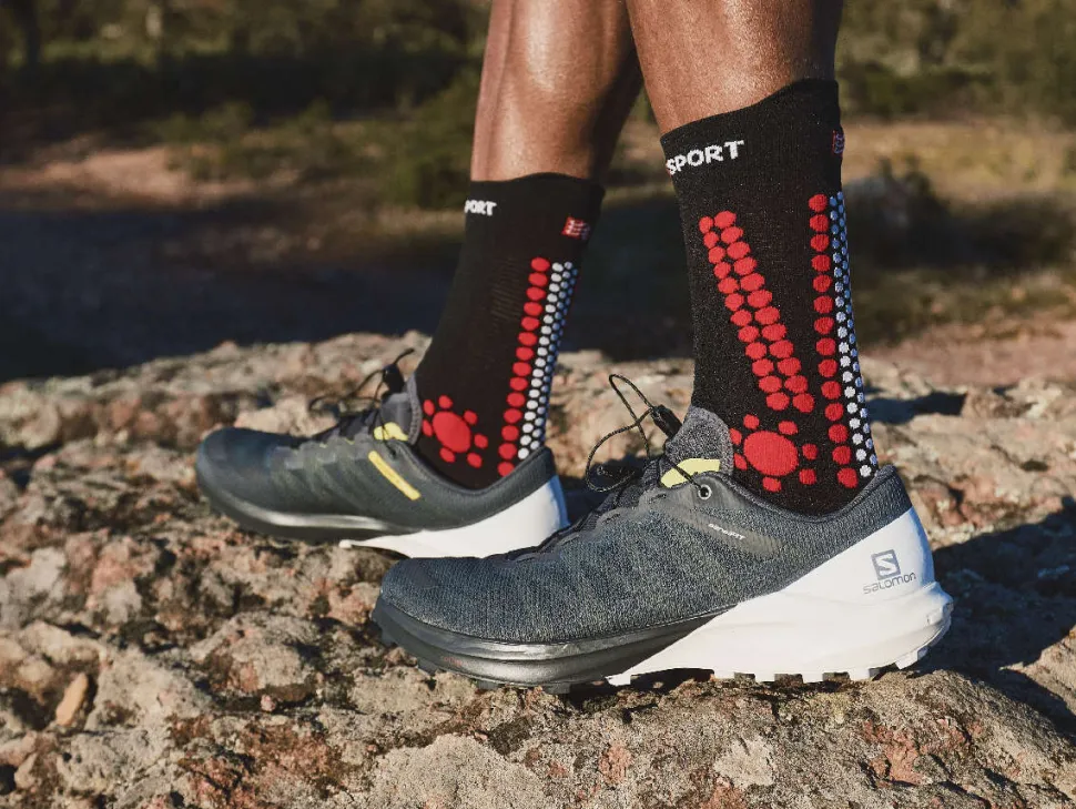 Chaussettes Pro Racing V4.0 Trail Black / Red | Compressport