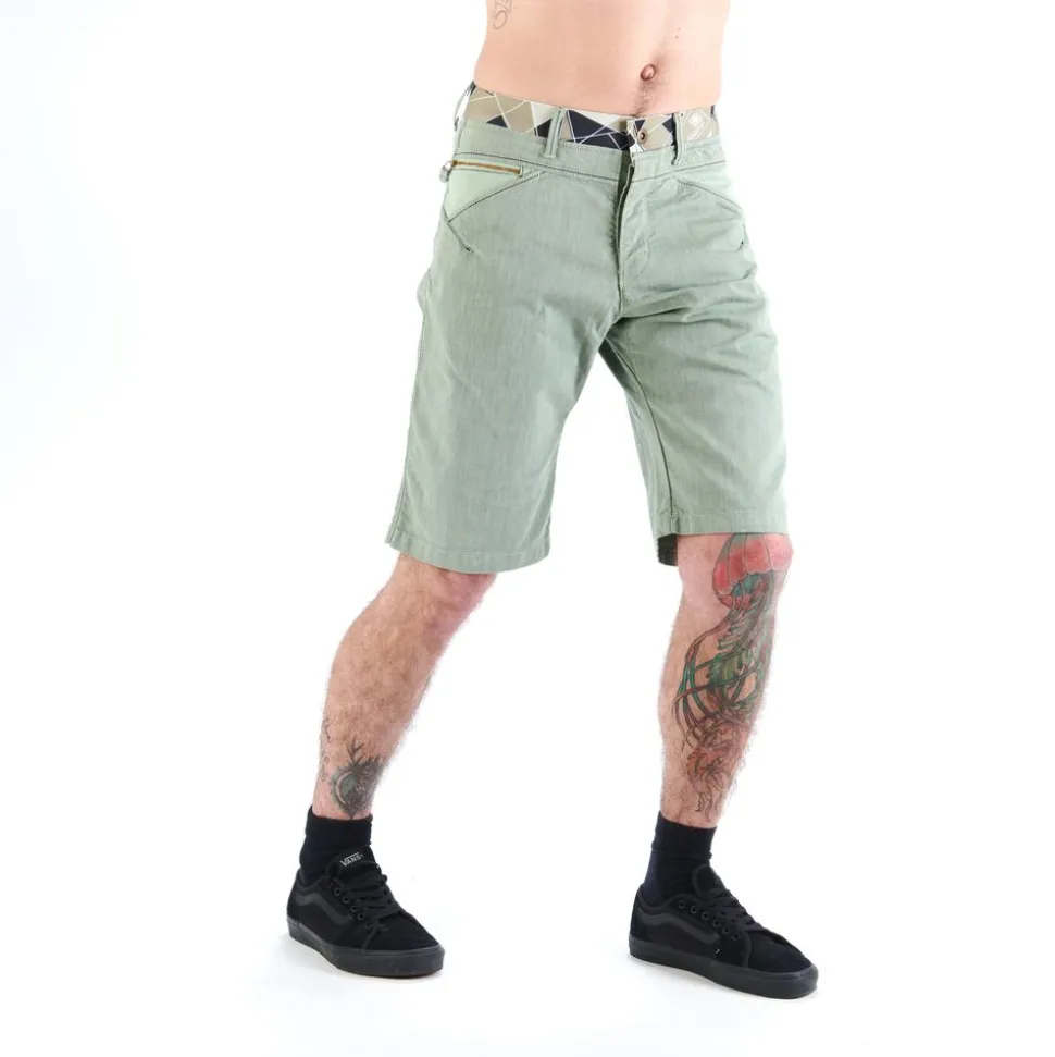 Short Yaniro Amande 2023 - Short | Nograd